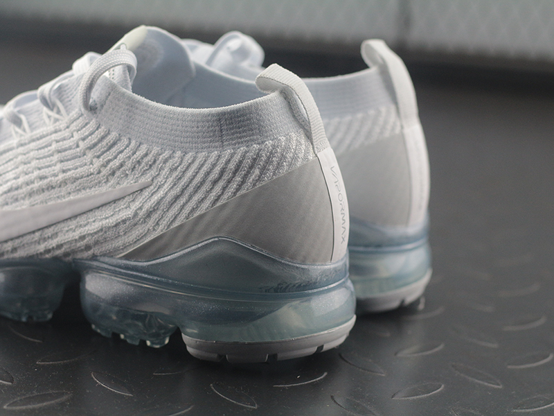 ﻿Nike Air ﻿Vapormax Flyknit 3.0 Sneakers
